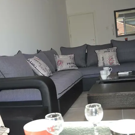 شقة Comfort 202, City Centre, Finikoudes لارنكا