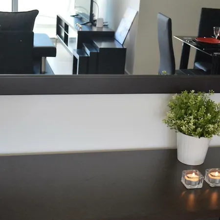 Comfort 202, City Centre, Finikoudes شقة لارنكا