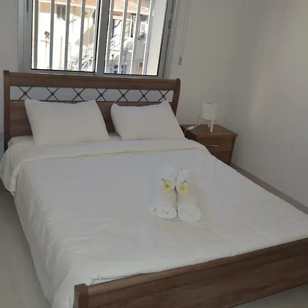 Comfort 202, City Centre, Finikoudes شقة *