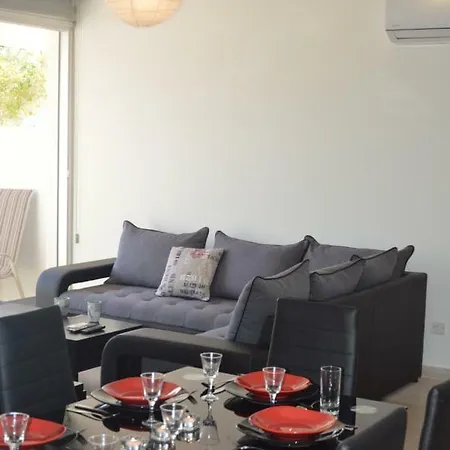 Apartment Comfort 202, City Centre, Finikoudes